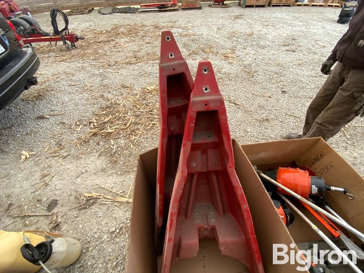 pallet-of-farm-support-image-10