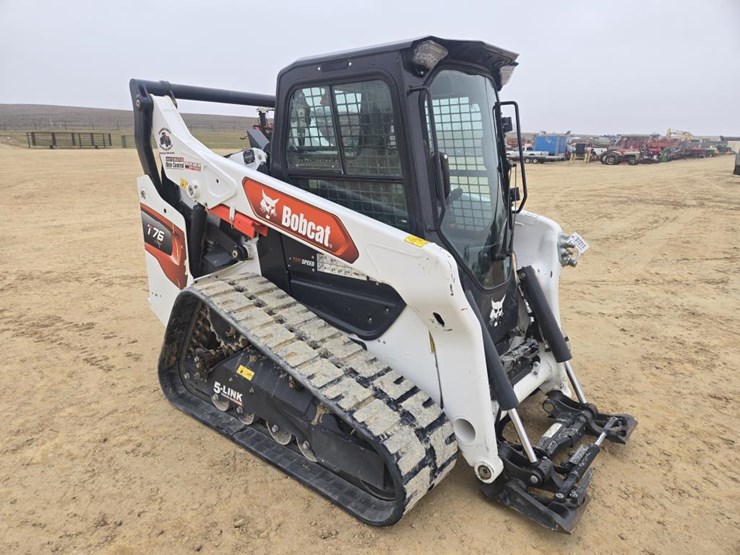 bobcat-t76-image-1