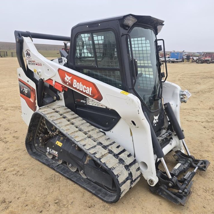 BOBCAT T76