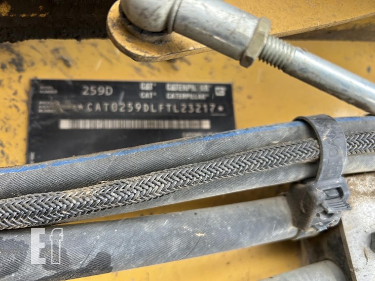 2019-caterpillar-259d-image-19