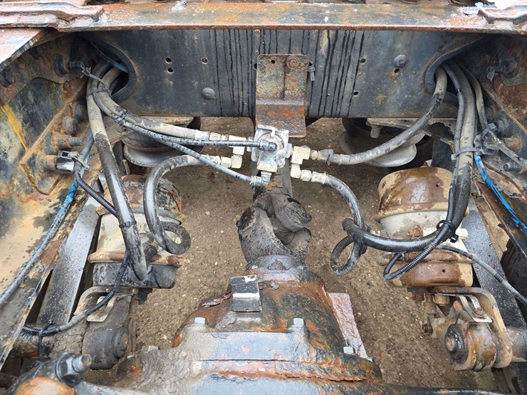 2007-freightliner-cl120-day-cab-semi,-978,000-miles,-detroit-series-60-–-14l-engine,-515hp,-10-speed-image-52