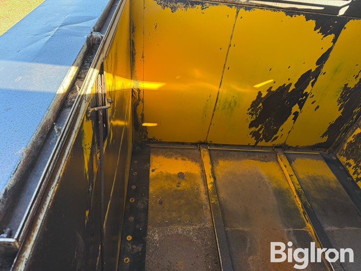 field-queen-inc-1408-forage-dump-wagon-image-19