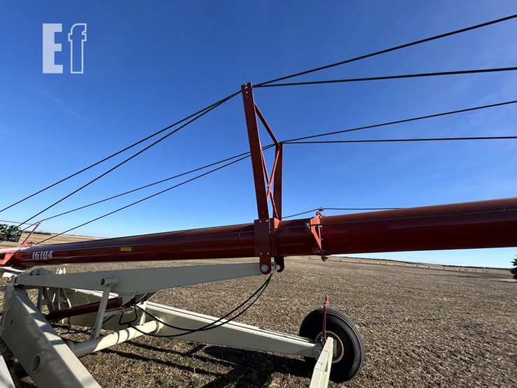 buhler-farm-king-16104-image-10