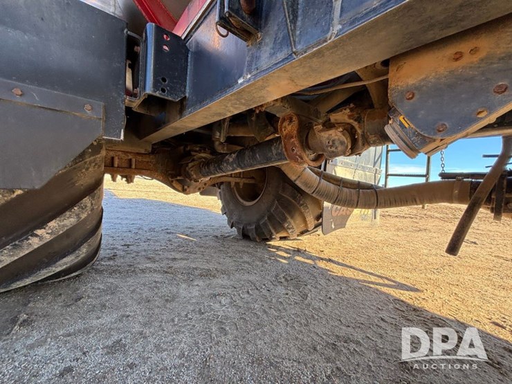 case-ih-titan-3020-image-62