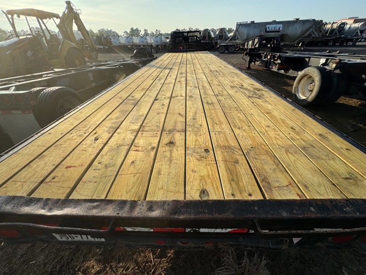 2019-pj-trailer-32ft-gooseneck-image-4