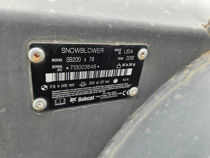 #3048-•-bobcat-sb-200-78"-2-stage-snow-blower-image-28