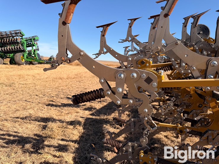 accura-flow-1530-12r30-danish-tine-cultivator-image-19