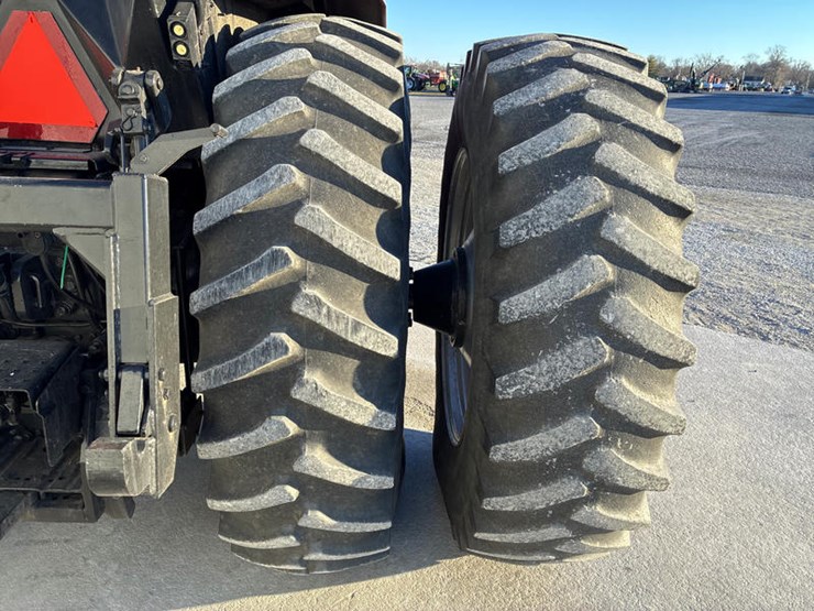 case-ih-8940-image-44