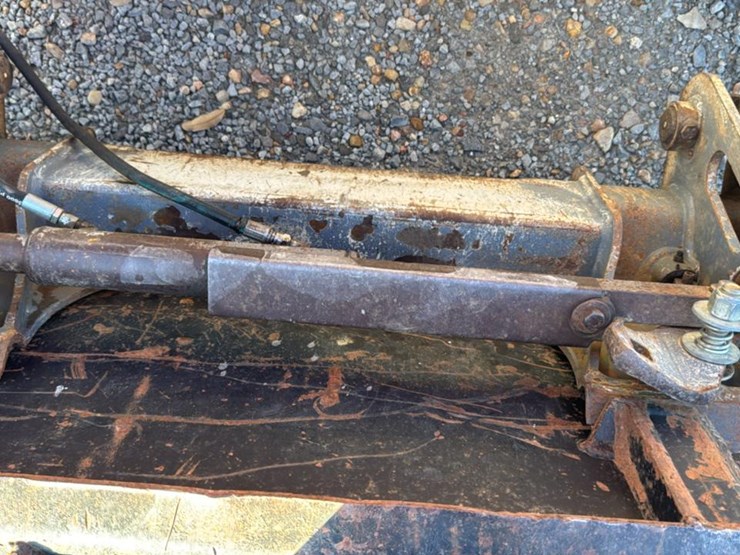 takeuchi-tl12-image-27