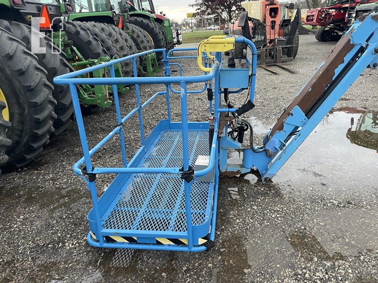 2008-genie-s85-image-2