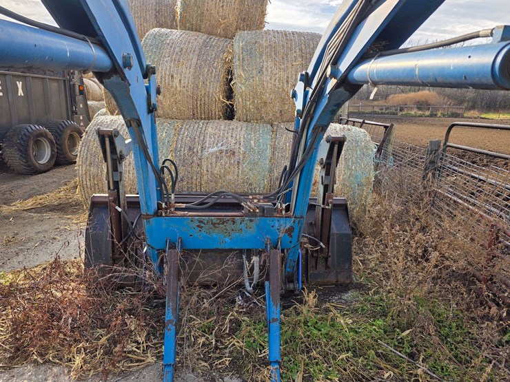 new-holland-72la-image-14