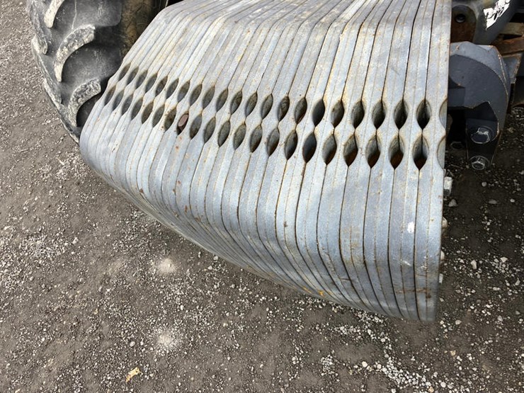 new-holland-8870-image-17