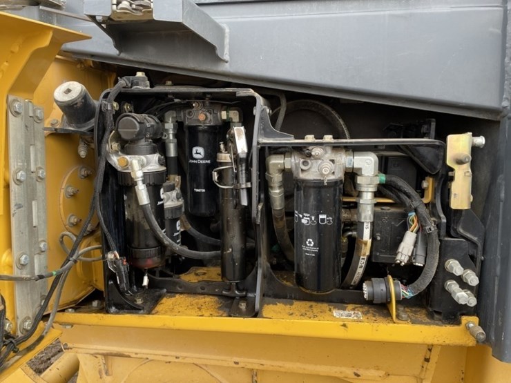 deere-650k-xlt-image-22