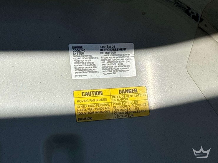 2019-isuzu-nrr-image-17