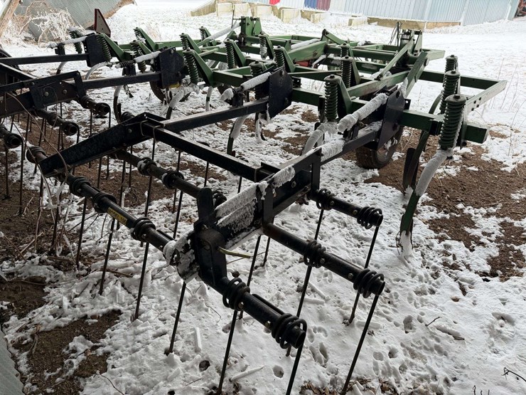 john-deere-17-image-6