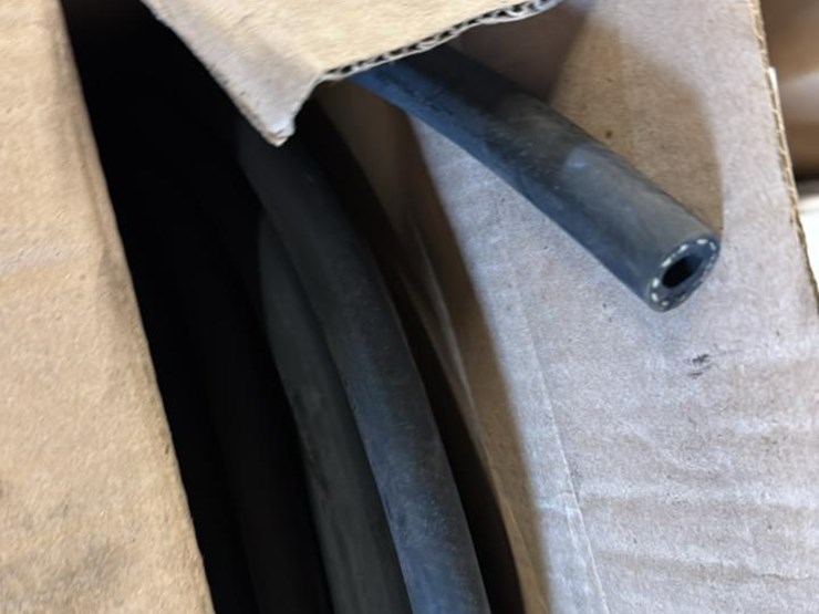 #194-•-skid-of-parts*-image-8