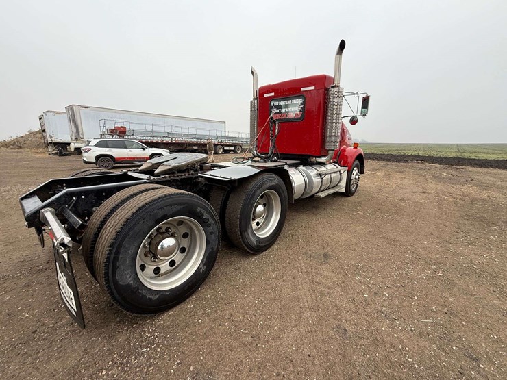 2001-kenworth-t800-image-9