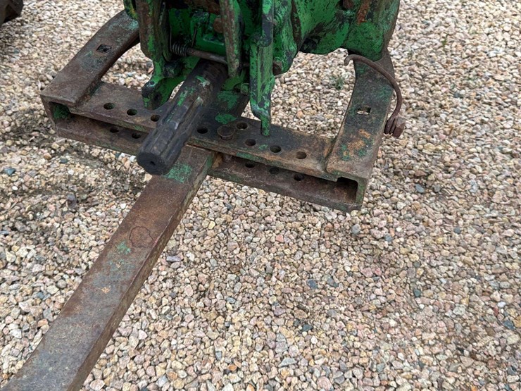 john-deere-model-b-image-8