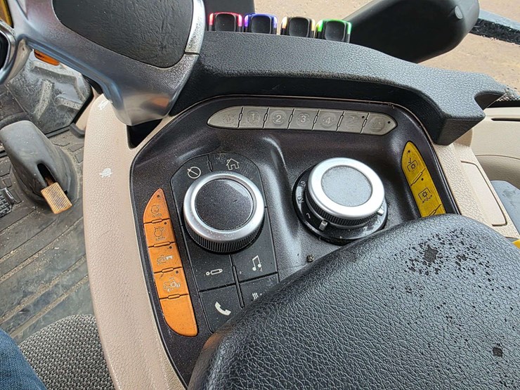 2020-magnum-250-image-50