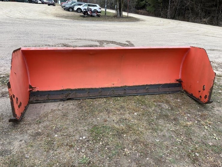 10'-bobcat-universal-attach-snow-pusher-image-2