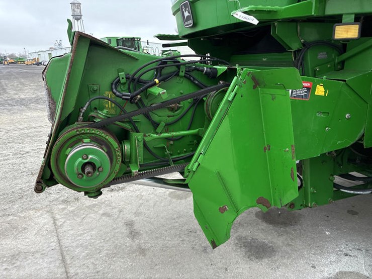 john-deere-2000-image-17