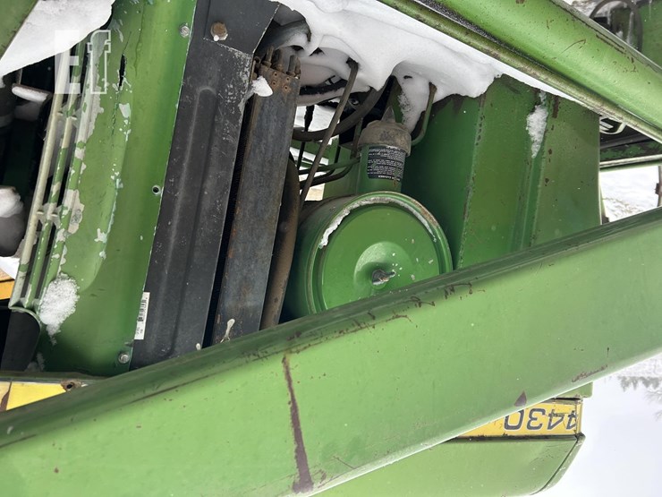 john-deere-4430-image-32