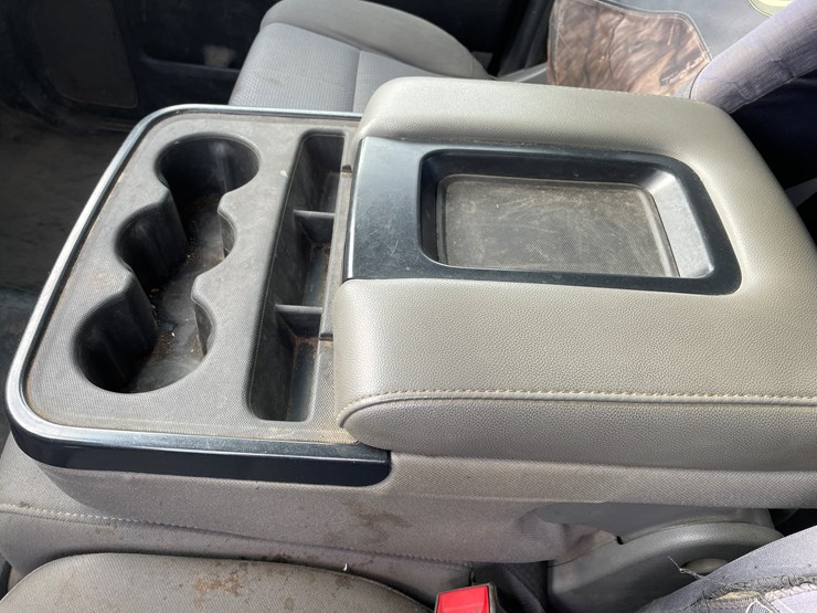 #1123-•-2019-chevrolet-silverado-pickup-truck(has-mn-title)-image-43