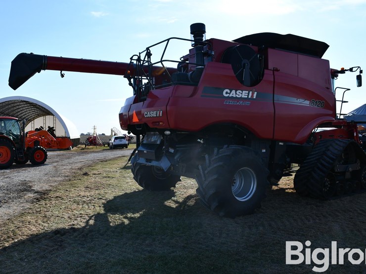 case-ih-8120-image-5