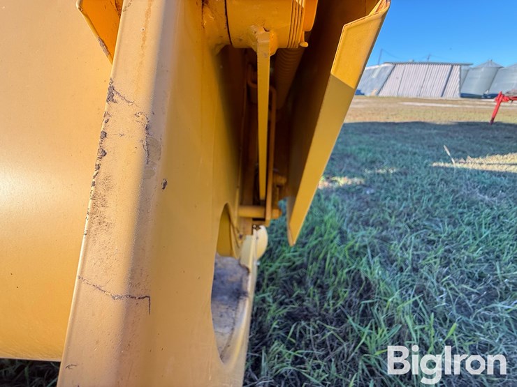 new-holland-27p-image-19