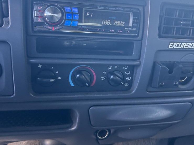 ford-excursion-image-23