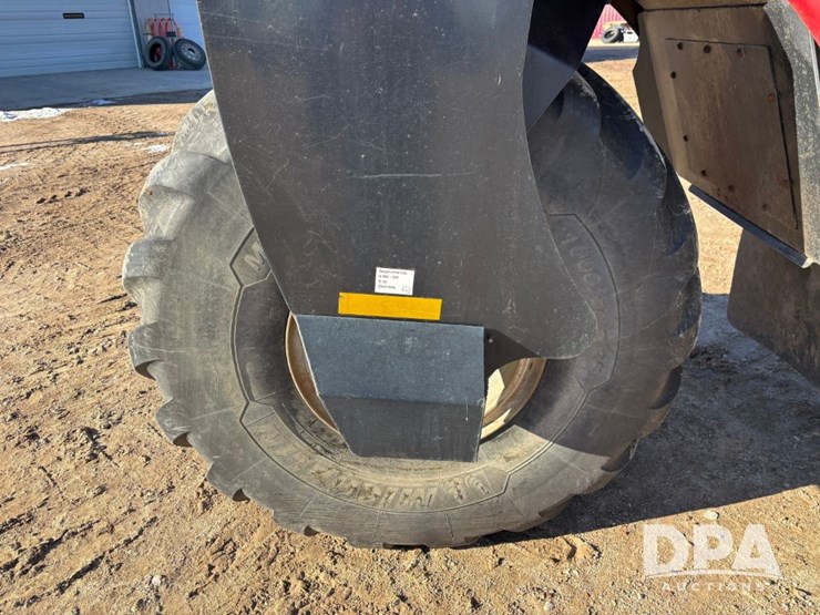 case-ih-titan-3020-image-34