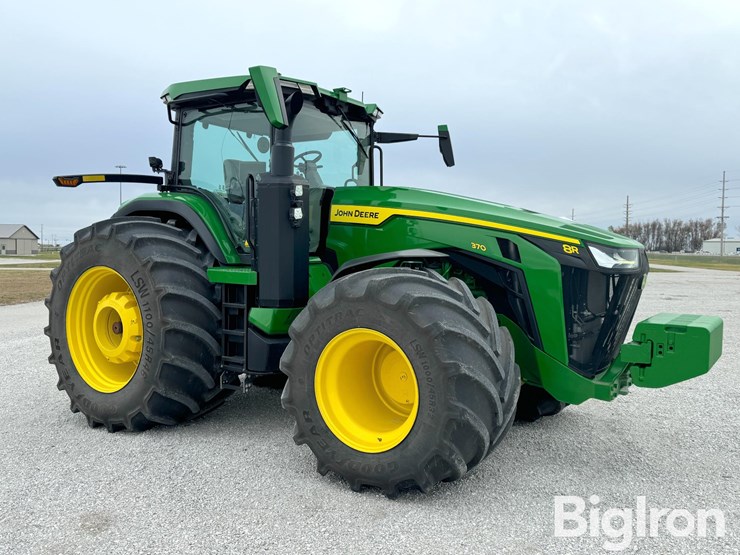 john-deere-8r-370-image-3