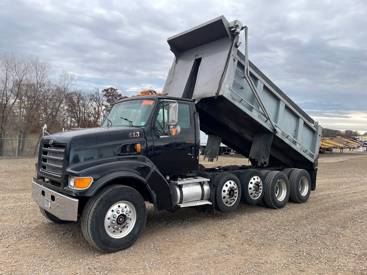 #1126-•-1999-sterling-dump-truck-(has-mn-title)-image-45