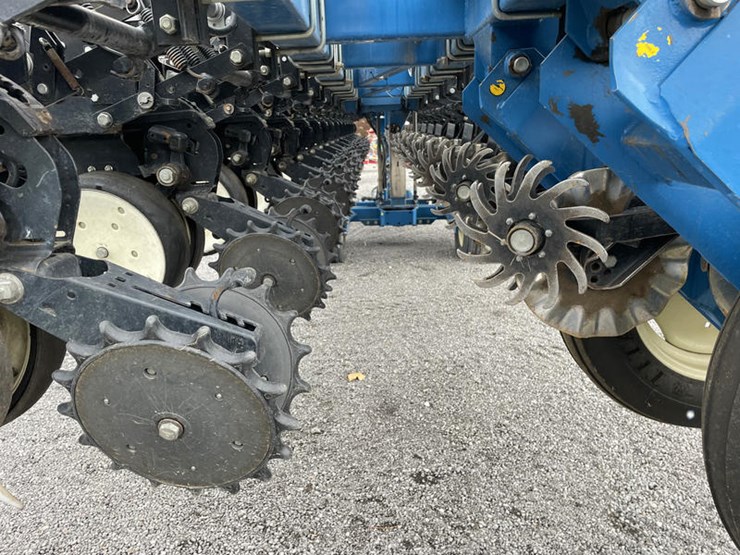 kinze-3600-image-18