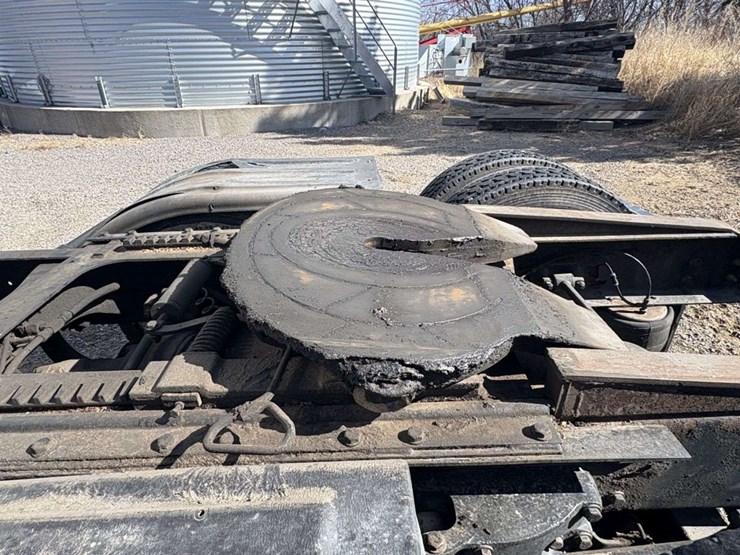 2007-kenworth-t600-image-10