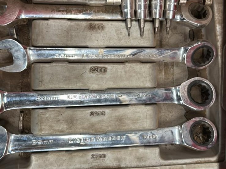 #160-•-snapon-tool-box*-image-9