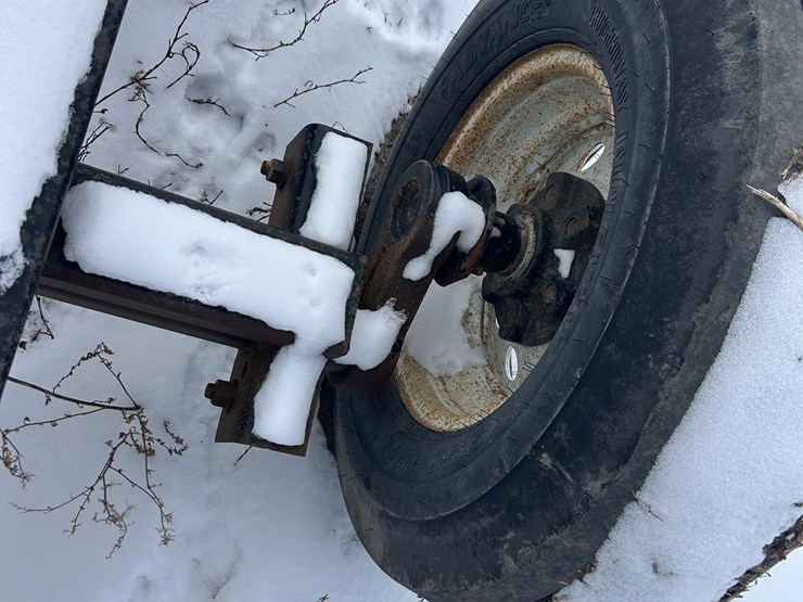 30ft-header-trailer-image-17