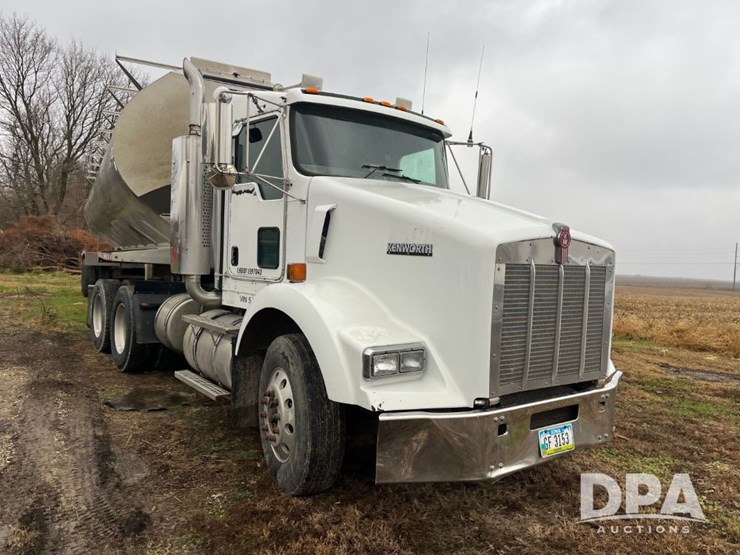 2005-kenworth-t800-image-3