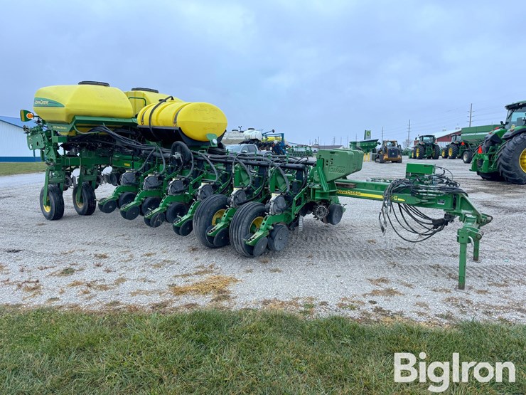 john-deere-1770nt-ccs-image-3