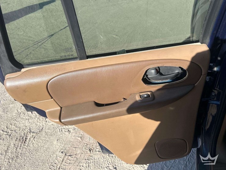 2003-chevrolet-trailblazer-image-25