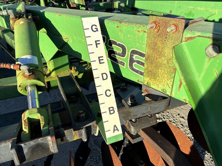 john-deere-726-image-49