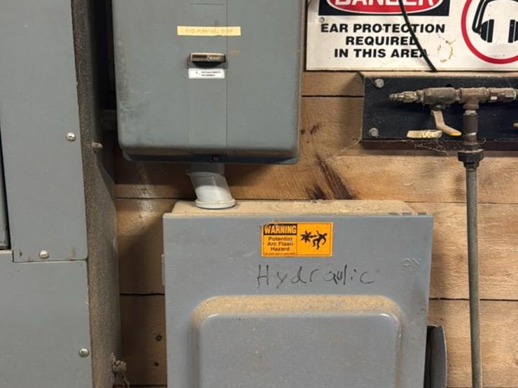 #117-•-disconnect-box-and-starter-boxes-image-8