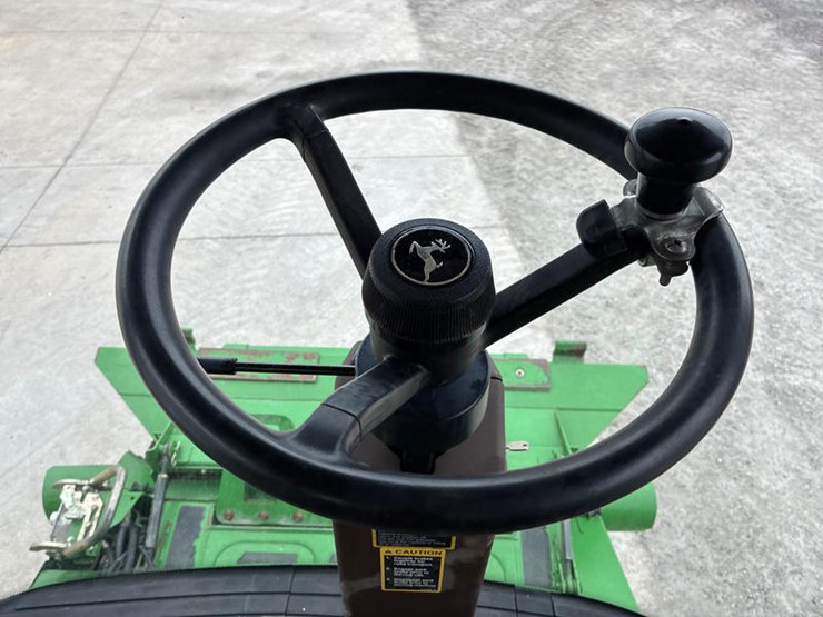 john-deere-9560-image-95