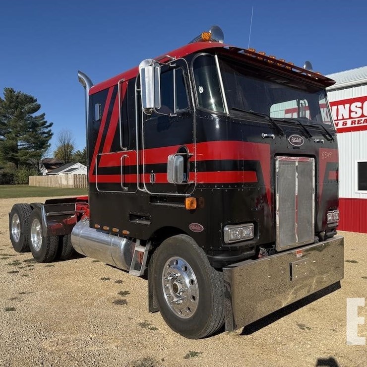 1985 PETERBILT 362