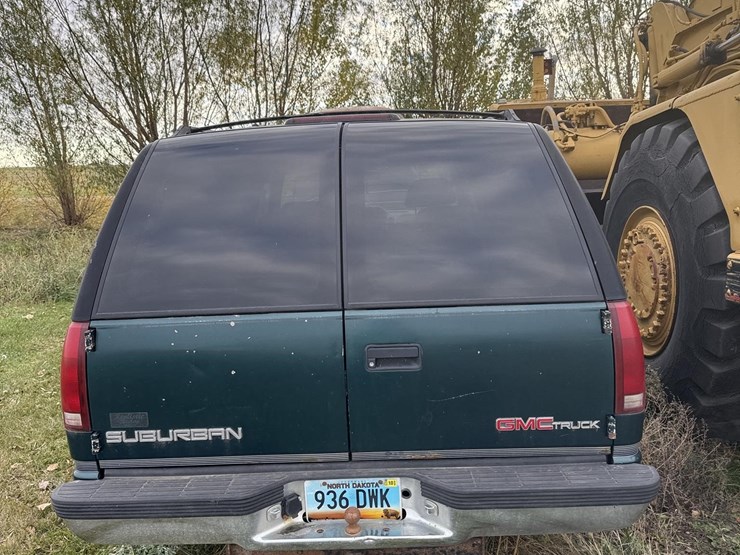 1995-gmc-suburban-image-6