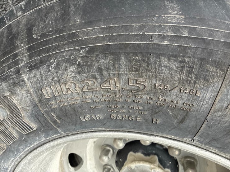 wilson-hopper-bottom-image-35