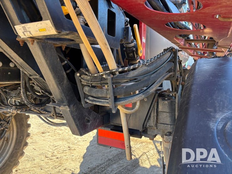 case-ih-patriot-4440-image-58