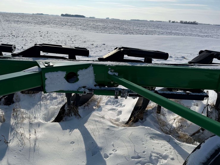 john-deere-3710-image-22