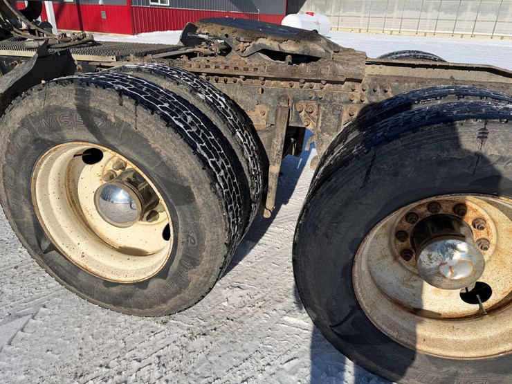 2006-mack-chn613-image-50