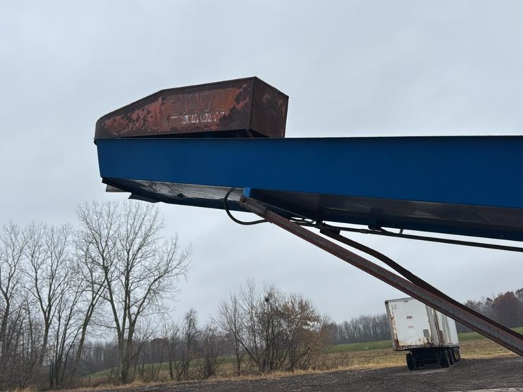 #108-•-patz-barn-sweep-image-6